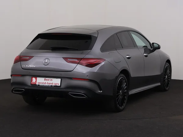 MERCEDES CLA 250 (2023) — foto 23 van 34