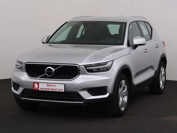 VOLVO XC40 (2019)