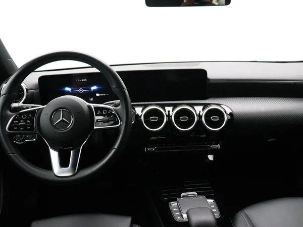 Mercedes-Benz A-Klasse (2023) — foto 9 van 23