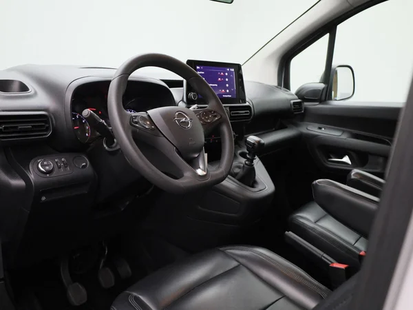 Opel Combo (2023) — foto 21 van 38