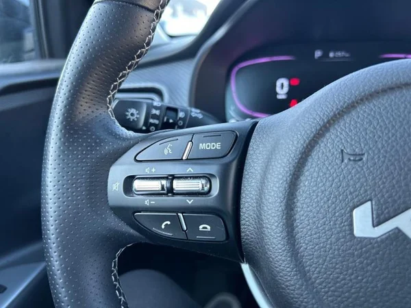 KIA Stonic (2024) — foto 19 van 33