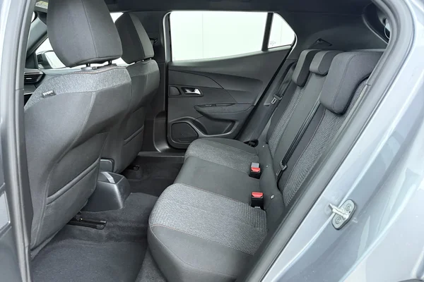 Peugeot 2008 (2025) — foto 16 van 17
