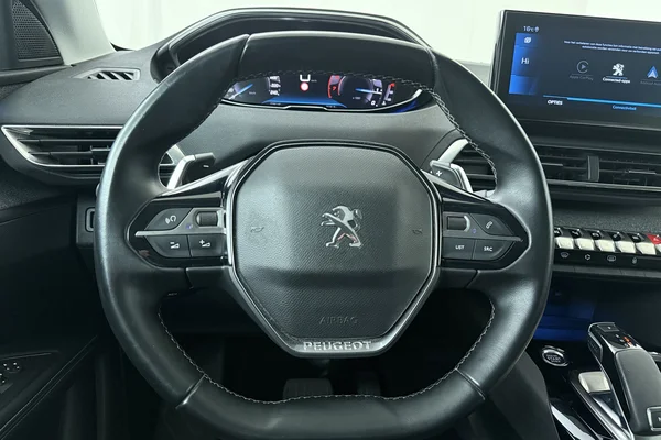 Peugeot 5008 (2021) — foto 2 van 20