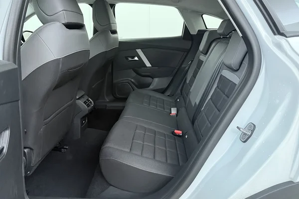 Citroen C4 (2025) — foto 15 van 16