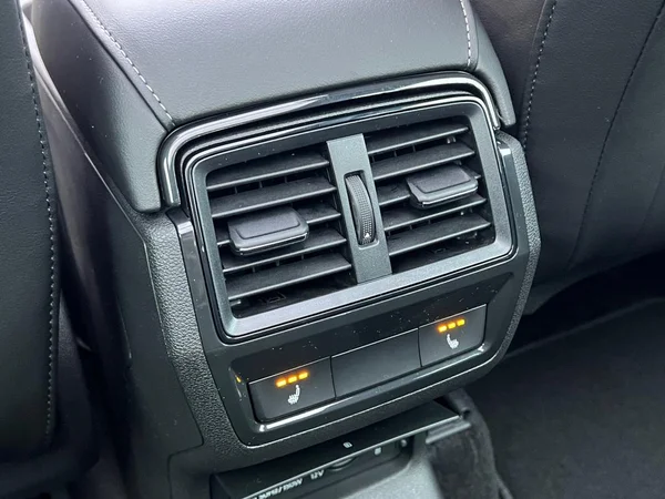 SKODA Karoq (2026) — foto 14 van 21