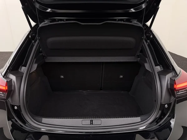 OPEL Corsa (2023) — foto 8 van 28