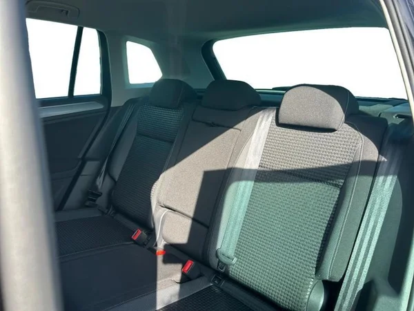 VOLKSWAGEN Tiguan Dsl (2022) — foto 4 van 31