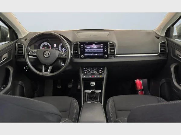 Skoda Karoq (2020) — foto 2 van 23