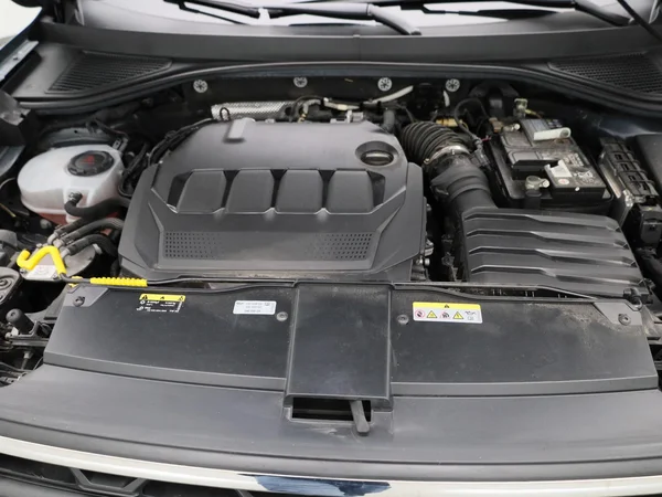 Volkswagen T-Roc (2023) — foto 29 van 42