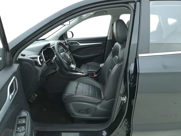 MG Zs (2024) — foto 2 van 26