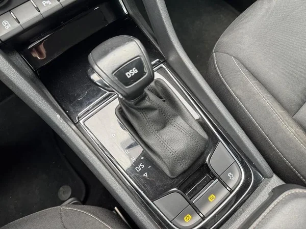 SKODA Karoq Dsl (2021) — foto 22 van 31