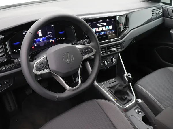 VOLKSWAGEN Taigo (2025) — foto 4 van 21