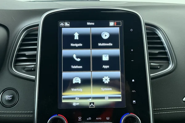 Renault Grand Scenic (2022) — foto 3 van 19