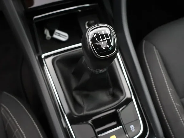 Škoda Karoq (2020) — foto 11 van 23