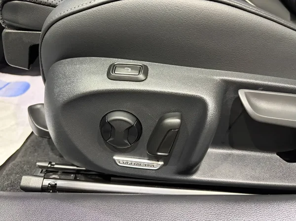 Volkswagen Passat (2024) — foto 2 van 31