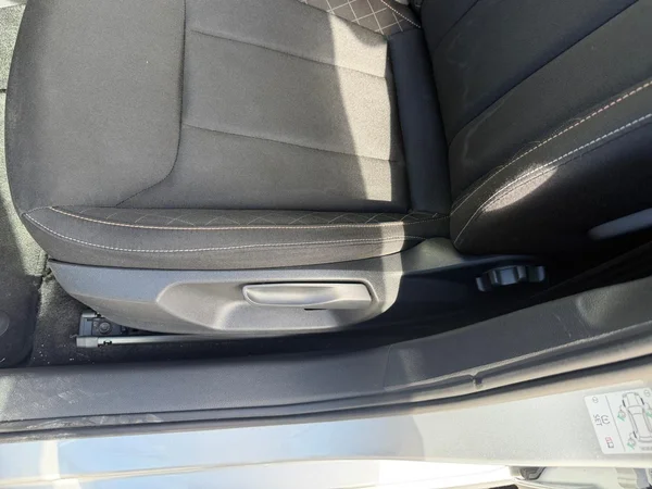 SKODA Kamiq (2022) — foto 9 van 22