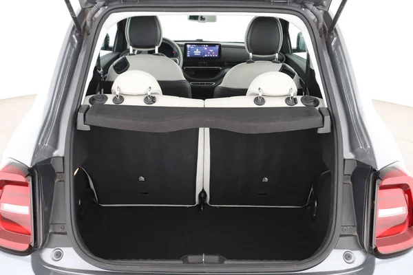 Fiat 500e (2022) — foto 8 van 16