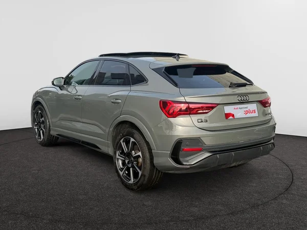 AUDI Q3 Sportback (2023) — foto 16 van 22