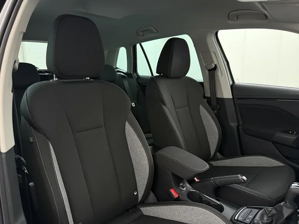 SKODA Kamiq (2025) — foto 16 van 18