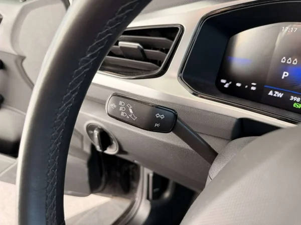 Volkswagen T-Roc (2025) — foto 11 van 22