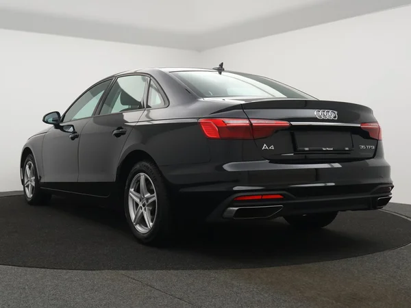 AUDI A4 (2020) — foto 18 van 25