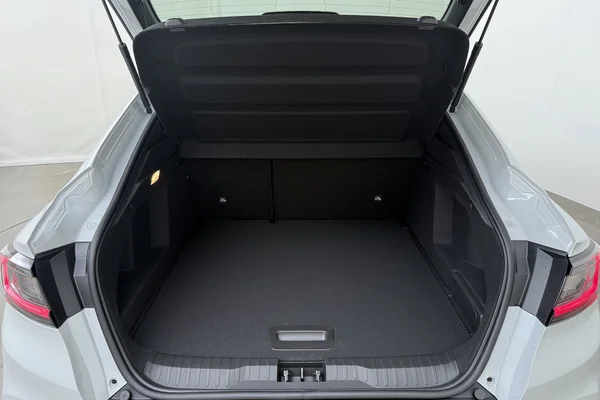 Renault Arkana E-TECH (HEV) (2026) — foto 9 van 13