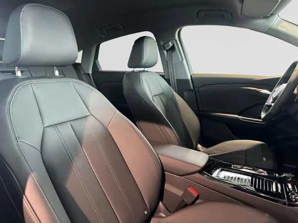 AUDI Q6 Sportback e-tron (2026) — foto 20 van 20