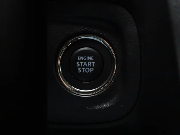 Suzuki Grand Vitara (2023) — foto 18 van 39