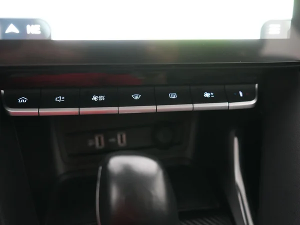 MG ZS (2024) — foto 10 van 36