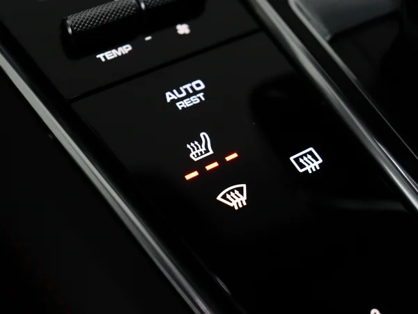 PORSCHE Panamera (2020) — foto 19 van 36