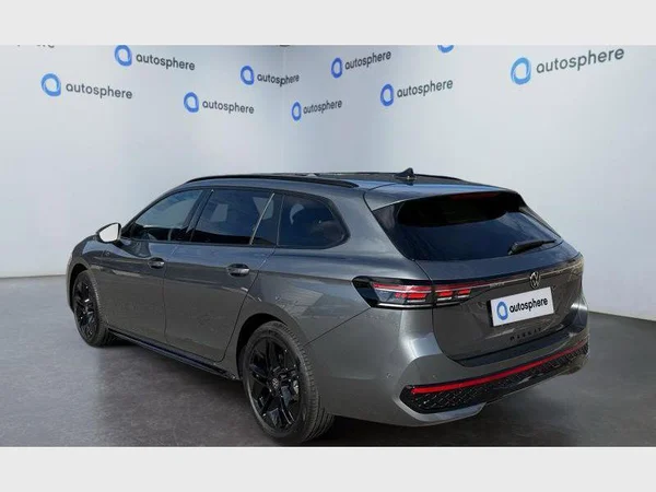 VOLKSWAGEN Passat Variant (2026) — foto 24 van 29