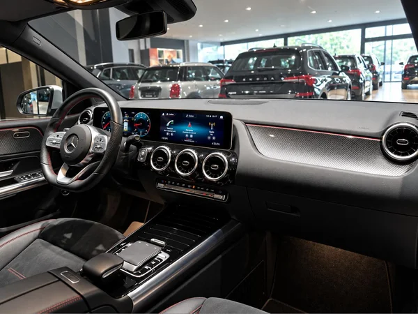 MERCEDES-BENZ B-Class (W247) (2019) — foto 20 van 22