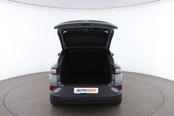 Volkswagen ID.4 (2023) — foto 7 van 16