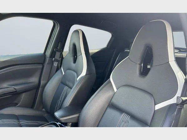 Nissan JUKE (2022) — foto 29 van 29