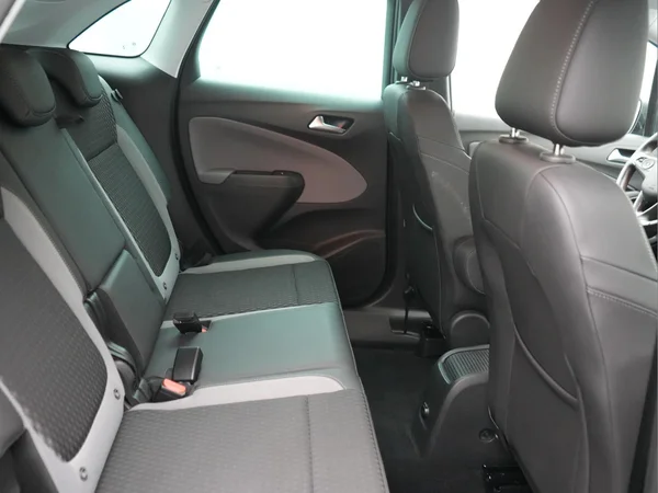 OPEL Crossland (2019) — foto 6 van 24