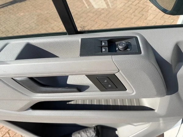 VOLKSWAGEN Crafter 35 Fou Mwb Hr (2026) — foto 7 van 20