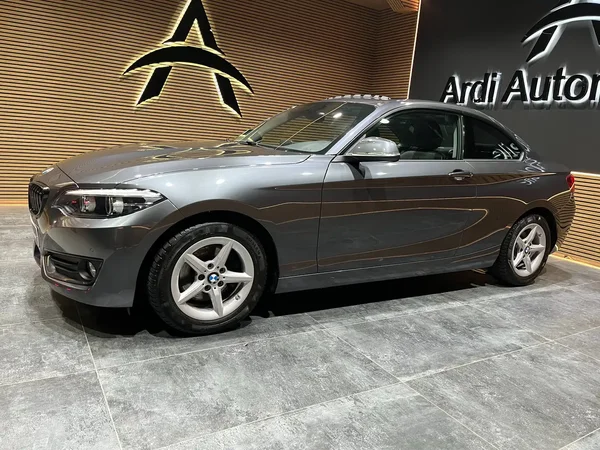 Bmw 220 (2021) — foto 11 van 21