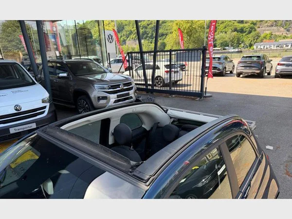 Fiat 500C (2024) — foto 14 van 24