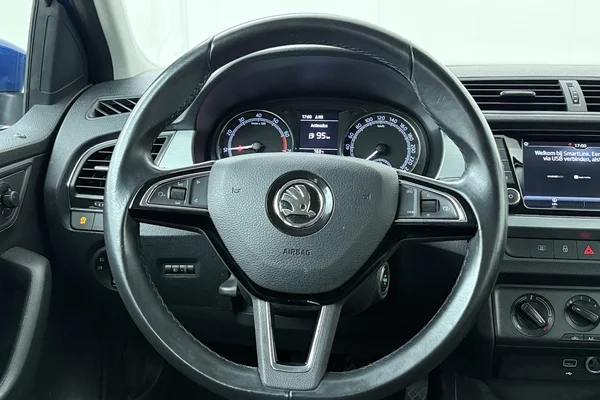 Skoda Fabia Sw (2019) — foto 2 van 24