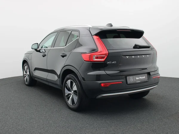 Volvo XC40 (2022) — foto 12 van 24