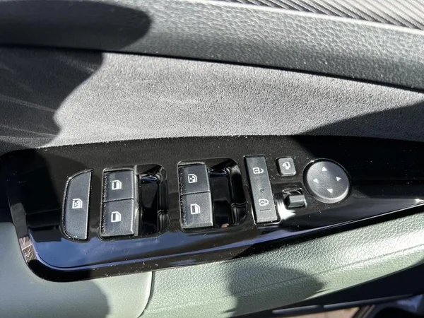 KIA Sportage (2024) — foto 25 van 32