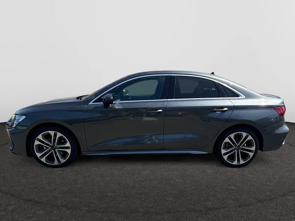 AUDI A3 Sedan (2025) — foto 12 van 24