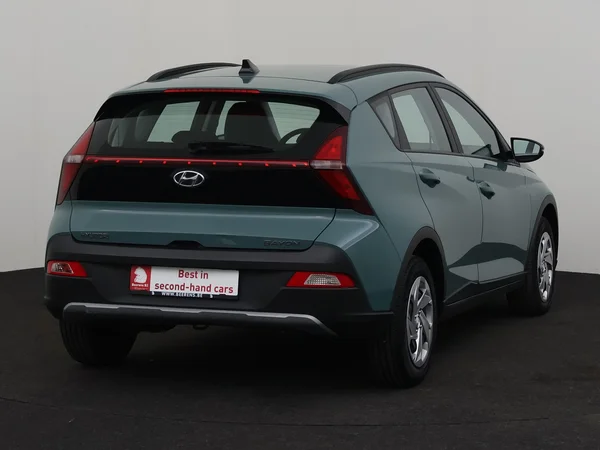 HYUNDAI Bayon (2022) — foto 19 van 25