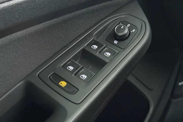 Volkswagen Golf VIII SW (2021) — foto 11 van 42