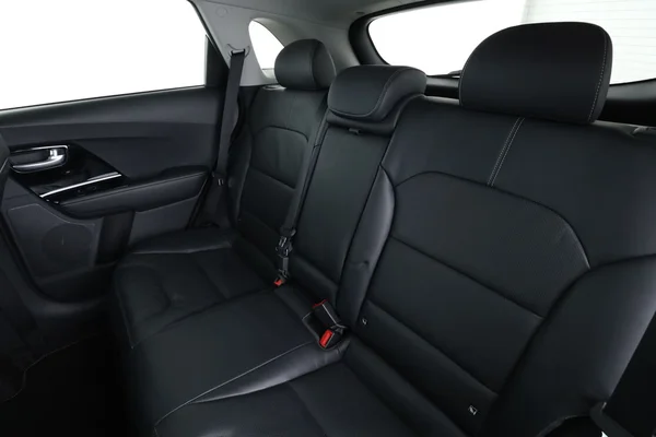 Kia Niro (2016) — foto 5 van 16