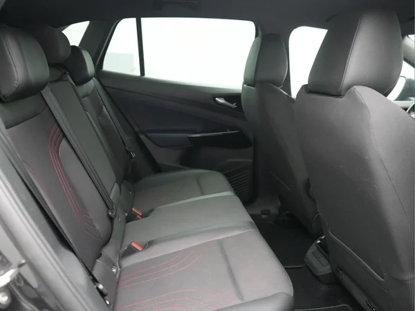 VOLKSWAGEN ID.4 (2021) — foto 4 van 49