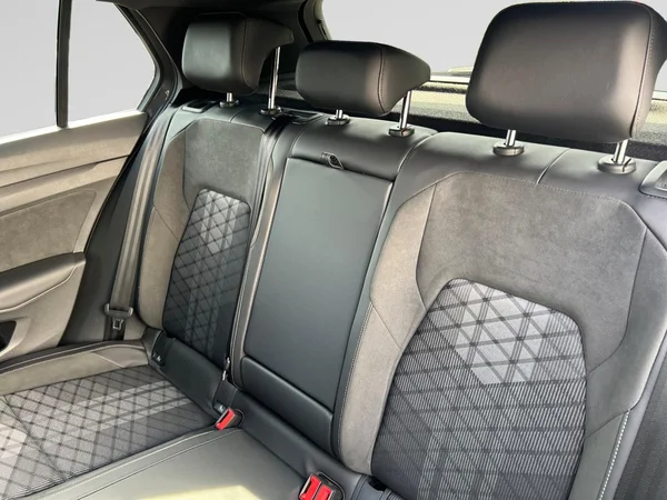 VOLKSWAGEN Golf VIII (2025) — foto 21 van 24