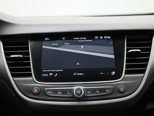 Opel Crossland (2022) — foto 11 van 37