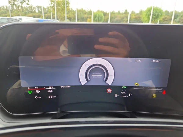 AUDI Q3 SUV e-hybrid (PHEV) (2025) — foto 6 van 19