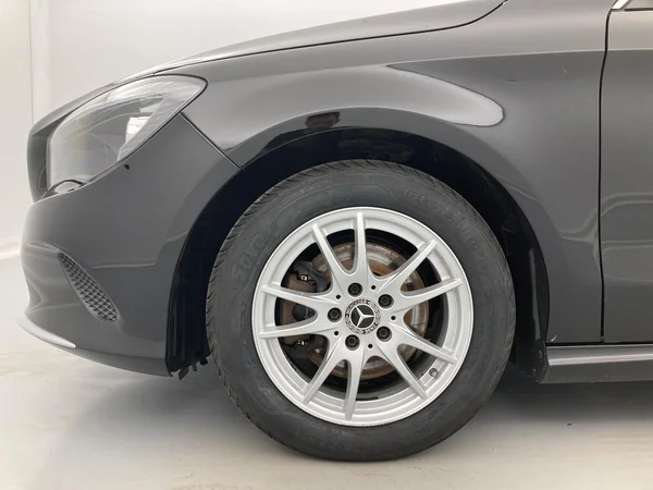 MERCEDES-BENZ CLA 200 (2019) — foto 8 van 36